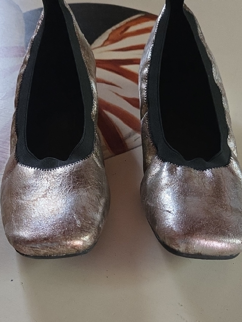 Van Eli Metallic Gold And Silver Demi Wedge Flat Size 11 - Picture 3 of 14